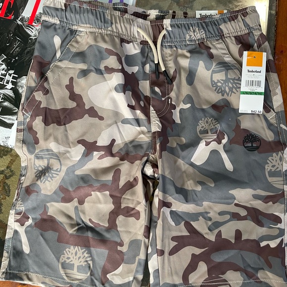 True Religion army print shorts - Picture 2 of 2
